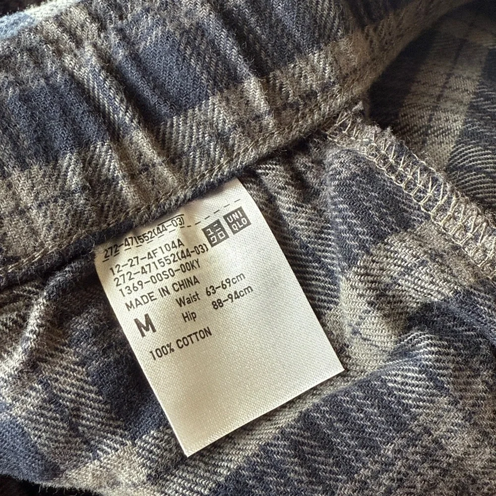 Uniqlo Flannel Pants - Picture 6 of 6